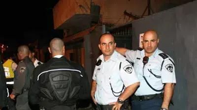 זירת הרצח בת"א: חשד לרצח בן 4 בידי אמו זירת הרצח בת"א: חשד לרצח בן 4 בידי אמו