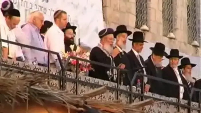 אלפי אנשים השתתפו במעמד הקהל