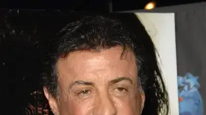 סיבלסטר סטאלון תומך בג'ון מקיין