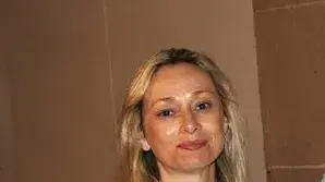 איריס דרור, מנהלת קשרי שפה בקבוצת אריסון