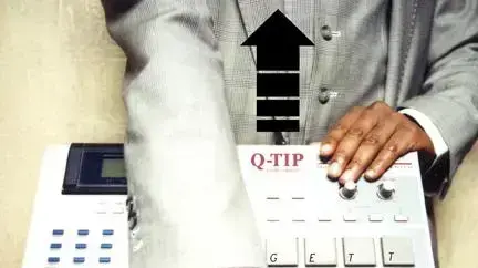 קיו טיפ עטיפת אלבום קיו טיפ עטיפת אלבום