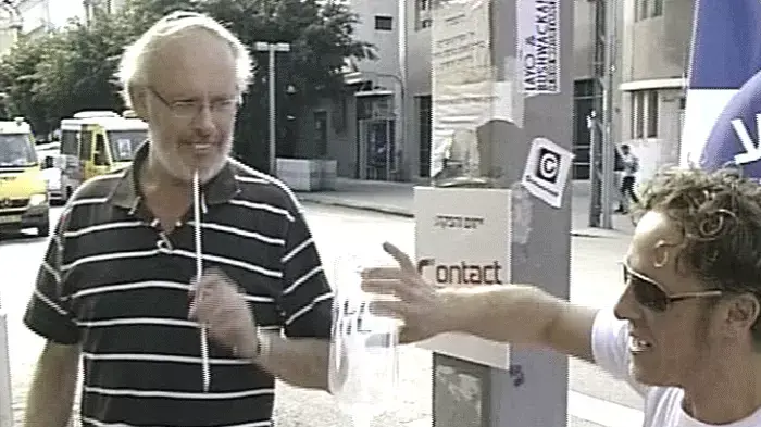 מפגינים בת"א מחו על הוצאת תרופות לחולי אסתמה מסל התרופות