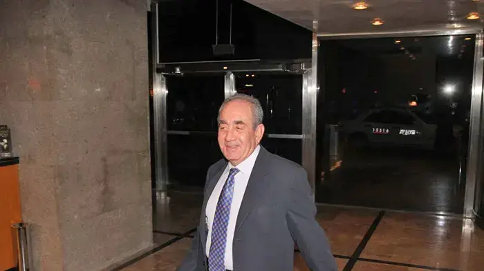 אלפרד אקירוב