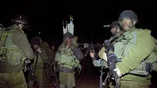 חיילי צה"ל לפני כניסתם לעזה