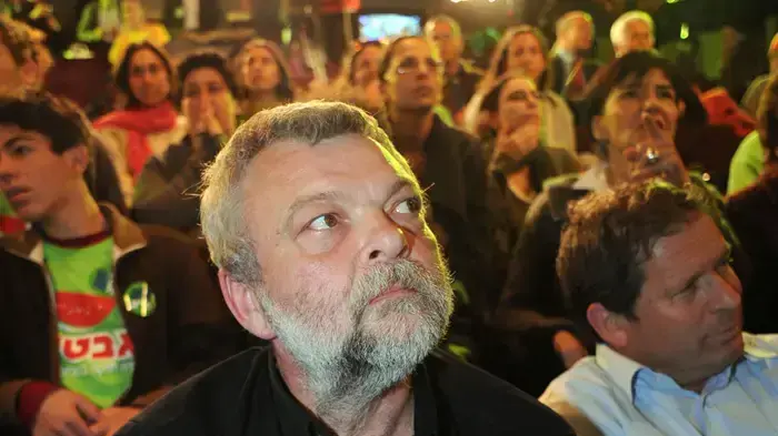 אילן גילאון במטה התנועה החדשה מרצ