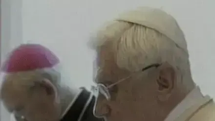 האפיפיור נפגש עם מנהיגים יהודים