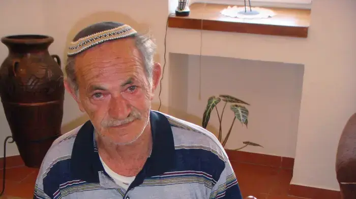 נתן גיני נתן גיני