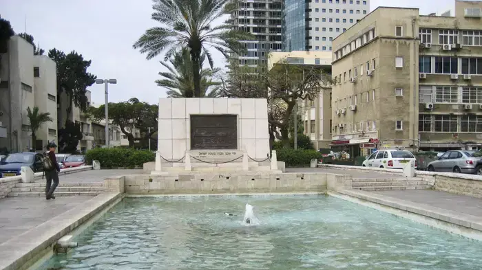 תלמידי נעמי שמר  מקומות נוסטלגים