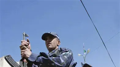 שוטר פלסטיני ממנגנוני הביטחון באימון