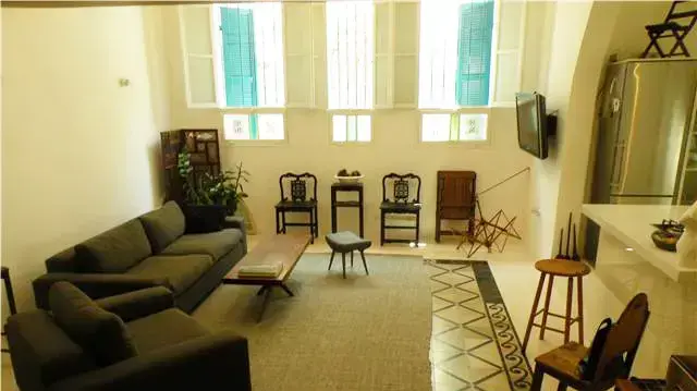 נטע פרץ - סלון