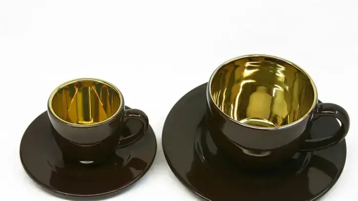 כוסות קפה בציפוי זהב