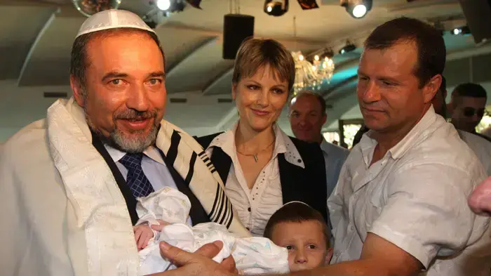ברית אנסטסיה מיכאלי