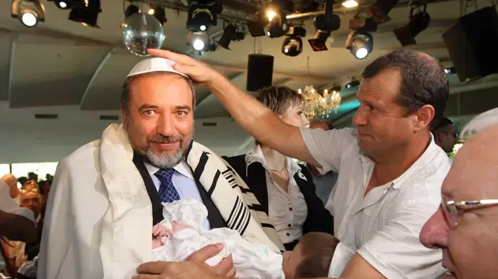 ברית אנסטסיה מיכאלי