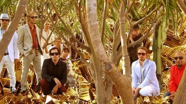 fools gold לוק טופ