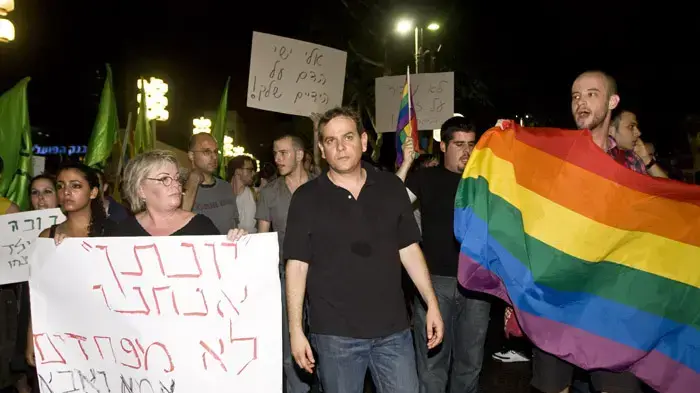 פיגוע ירי בתל אביב בבית הקהילה ההומו לסבית פיגוע ירי בתל אביב בבית הקהילה ההומו לסבית