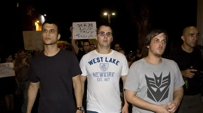 פיגוע ירי בתל אביב בבית הקהילה ההומו לסבית פיגוע ירי בתל אביב בבית הקהילה ההומו לסבית