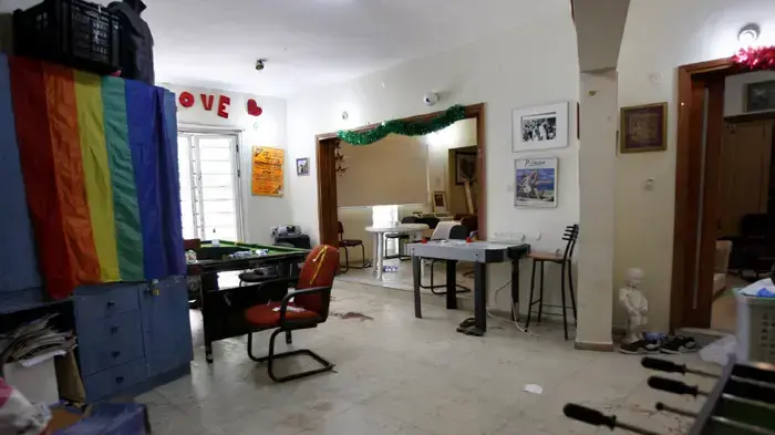 חדר המועדון בו התבצע הירי בתל אביב נגד הקהילה ההומו-לסבית