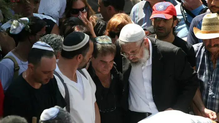 הלוויתו של דודו טופז