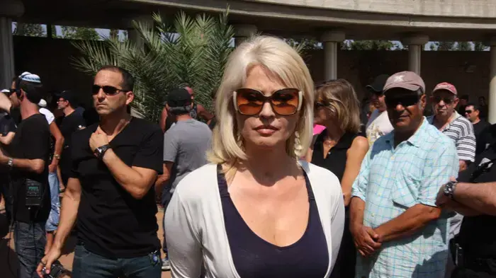 הלוויתו של דודו טופז