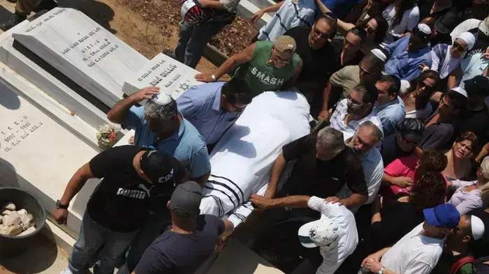 הלוויתו של דודו טופז