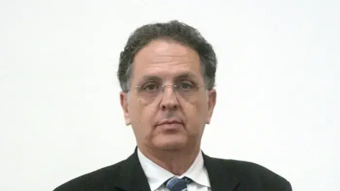 ארם סמולנסקי