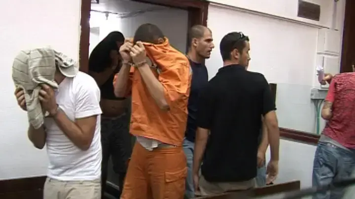 החשוד ברצח בר"ג פרץ בצחוק בביהמ"ש