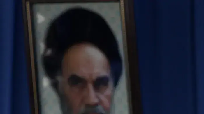 אחמדינג'ד במצעד צבאי בטהרן