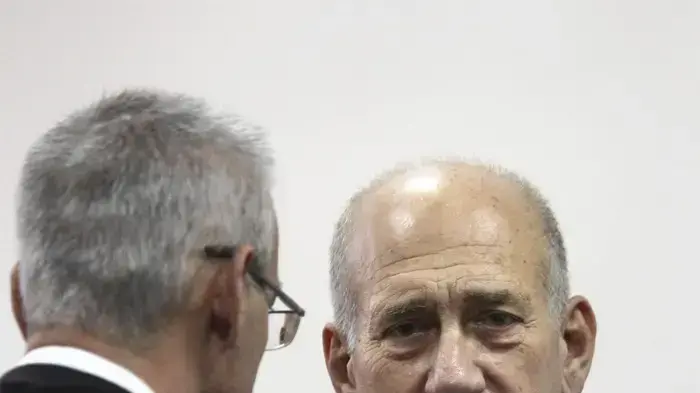 אהוד אולמרט במשפט