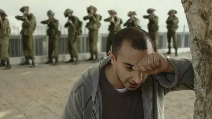 "לשביה", יחזקאל לזרוב