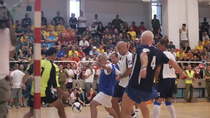 בכירי המטכ"ל משחקים קט רגל במסגרת אליפות צה"ל למפקדים בוינגייט אוקטובר 2009