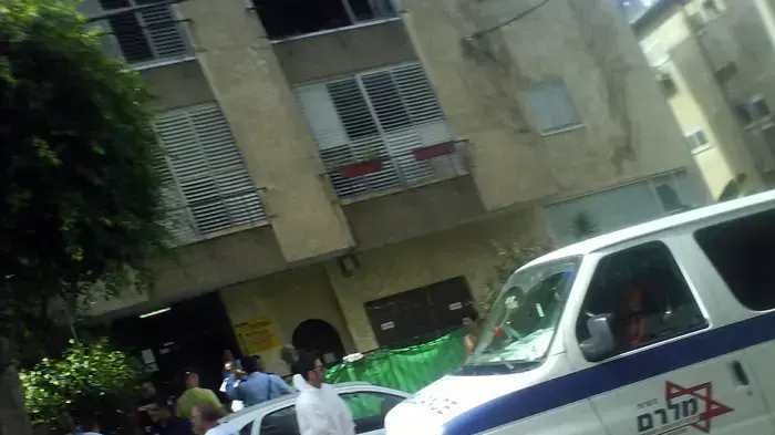 זירת רצח המשפחה ברשל"צ זירת רצח המשפחה ברשל"צ