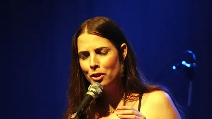 נעה בביוף במופע בנות חוה נעה בביוף במופע בנות חוה