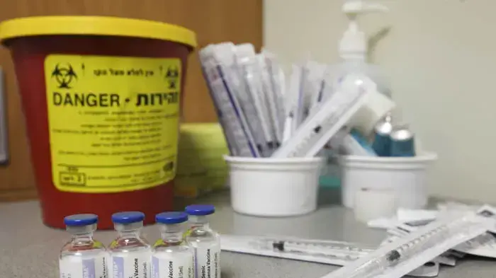 מבצע חיסונים נגד שפעת החזירים באיכילוב נובמבר 2009