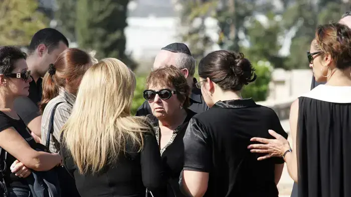 הלוויתו של שבתאי קלמנוביץ נובמבר 2009
