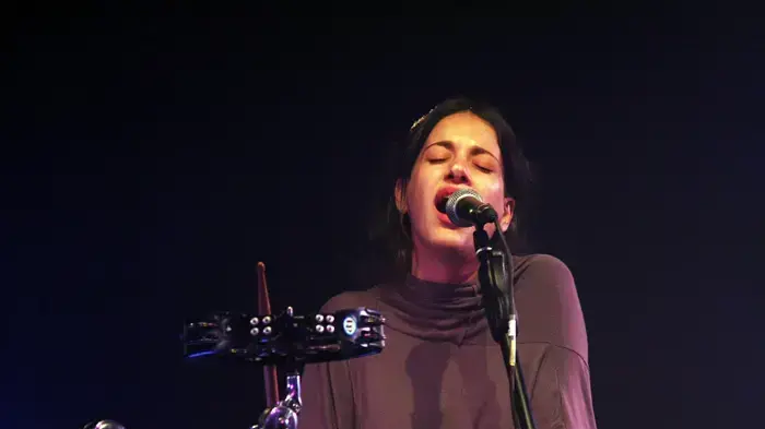 דנה עדיני דנה עדיני