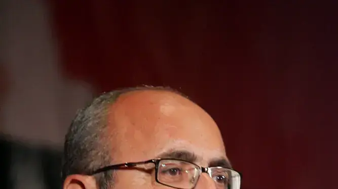 חברי מפלגת העבודה חברי הכנסת עמיר פרץ, איתן כבל, יולי תמיר ואופיר פינס מקיימים לראשונה כנס ציבורי של "הבמה הדמוקרטית" בבית ציוני אמריקה נובמבר 2009 חברי מפלגת העבודה חברי הכנסת עמיר פרץ, איתן כבל, יולי תמיר ואופיר פינס מקיימים לראשונה כנס ציבורי של "הבמה הדמוקרטית" בבית ציוני אמריקה נובמבר 2009