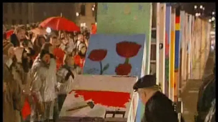 20 שנה לנפילת חומת ברלין 20 שנה לנפילת חומת ברלין