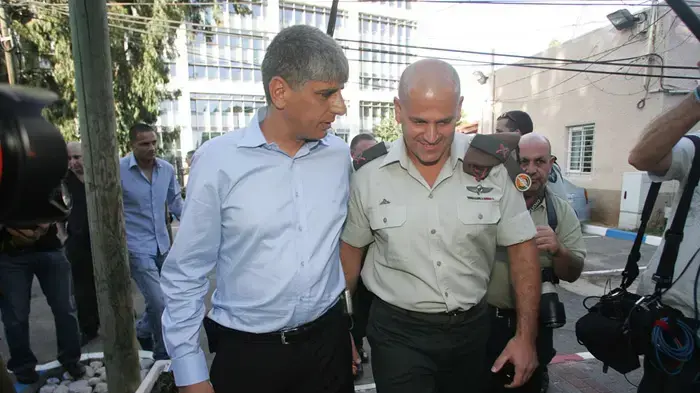 פסק דין בנושא תא"ל צ'יקו תמיר בית משפט צבאי בקריה בתל אביב נובמבר 2009 פסק דין בנושא תא"ל צ'יקו תמיר בית משפט צבאי בקריה בתל אביב נובמבר 2009