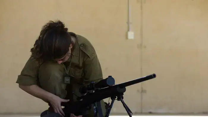 קורס צלפיות ראשון בתולדות צה"ל קורס צלפיות ראשון בתולדות צה"ל
