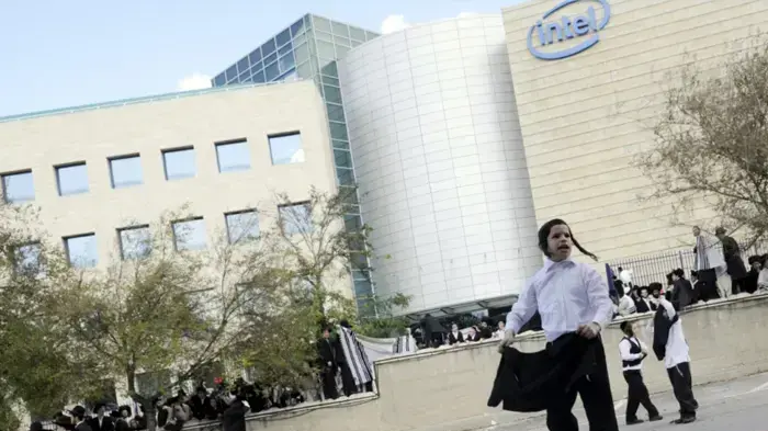 הפגנות חרדים במפעל אינטל, ירושלים הפגנות חרדים במפעל אינטל, ירושלים