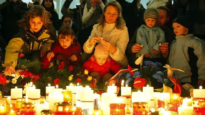 20 שנה למהפכת הקטיפה בצ'כיה 20 שנה למהפכת הקטיפה בצ'כיה