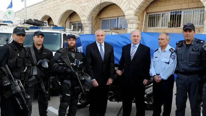 ביקור רה"מ נתניהו במשטרה ביקור רה"מ נתניהו במשטרה