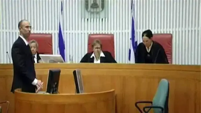 עתירה לפרסום עסקת שליט