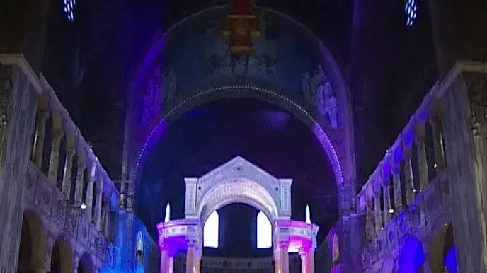 האם בנדיקטוס ה 16 יכבוש את מצעד הפזמונים ?