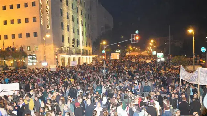 הפגנת פעילי הימין הפגנת פעילי הימין