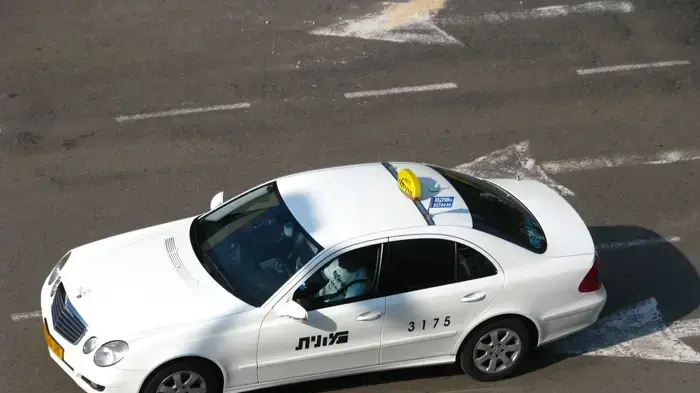 מונית מונית