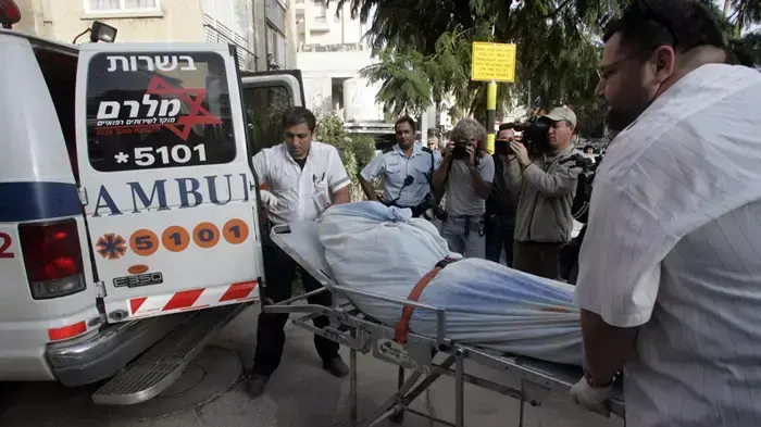 צעיר נרצח בדקירות סכין בראשון לציון ינואר 2010 צעיר נרצח בדקירות סכין בראשון לציון ינואר 2010