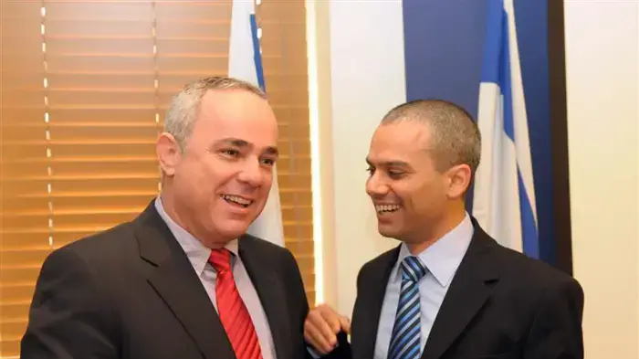 ידין ענתבי ושר האוצר יובל שטייניץ ידין ענתבי ושר האוצר יובל שטייניץ
