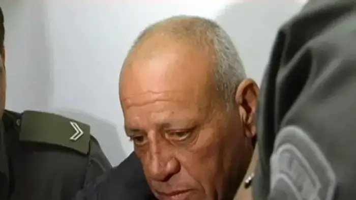 כתב אישום הוגש נגד משליך הנעל על ביניש-שדרוג