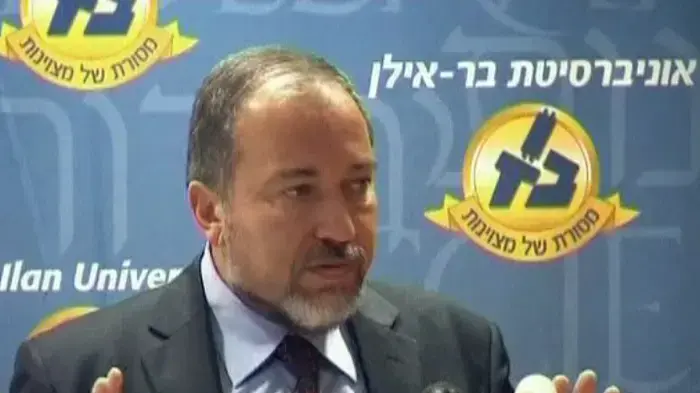 ליברמן מזהיר את סוריה ממלחמה